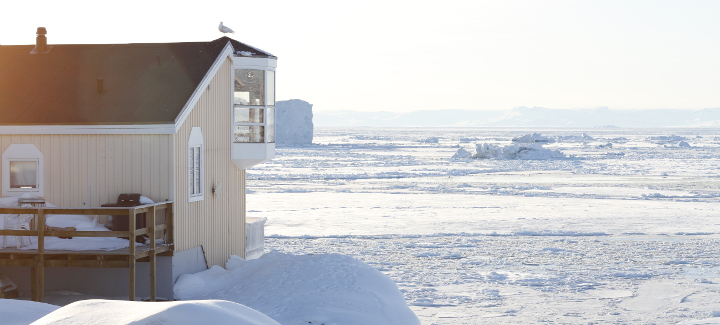 Grönland – wo Eisberge am Küchenfenster vorbeiziehen