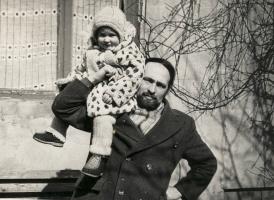 My Father the Banker, Photo 2