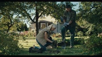Mother, Photo 2