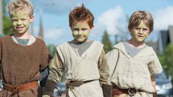 Going to School, Photo 2