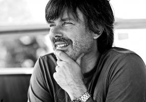 Mörderische Stille, Director