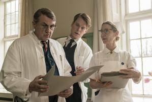 The New Nurses, Photo 3