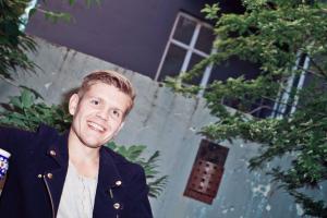 The Minister, Photo 6
