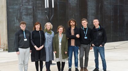 Tóki Jansson, Helen Takkin, Pola Rader, Gailė Garnelytė, Armands Začs, Johannes Vang, Inuk Jørgensen (FUTURE NORTH talents) © Nordische Filmtage Lübeck / Christine Rudolf