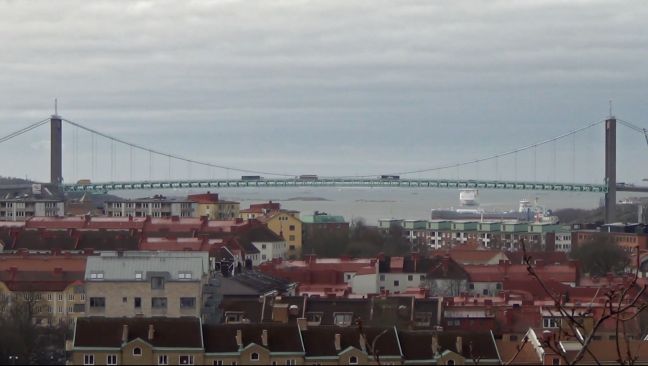 Älvborg-Brücke über Dächern der Stadt in Göteborg