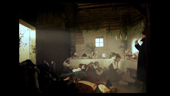 Feiergesellschaft liegt am Boden