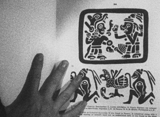 Zeichnungen mit Hand  darauf