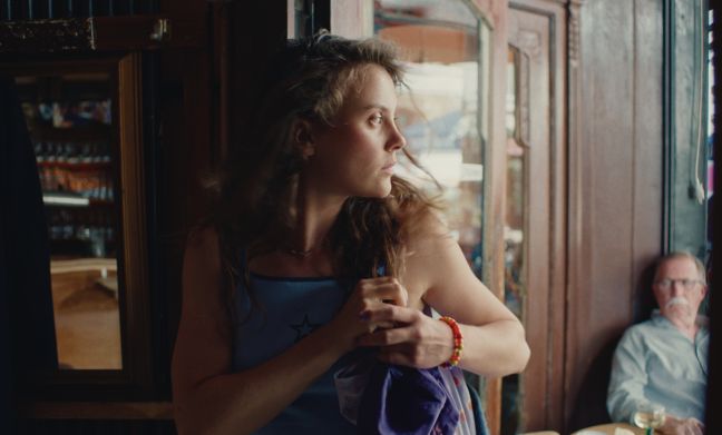 Hannah in der Taverne