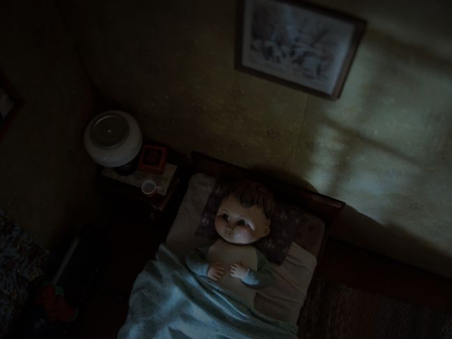Juhan liegt im Bett